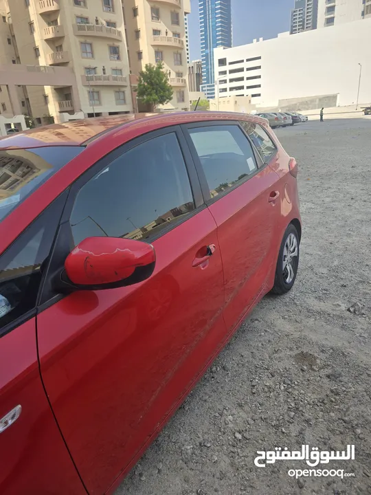 كيا كارينز 2015 للبيع