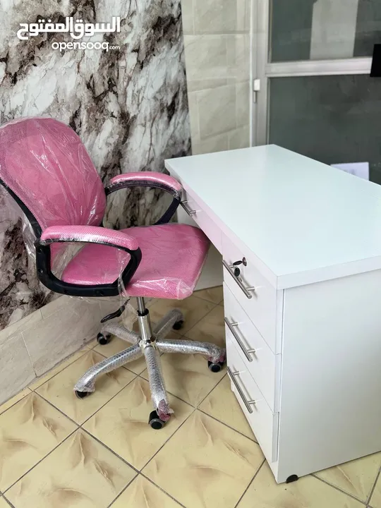 حرقناااا الاسعار للموظفين و الطلاب بأقل تكلفه وفرنالك مكتب 120*60 باجمل التفصيلات خشب مكفول مستورد