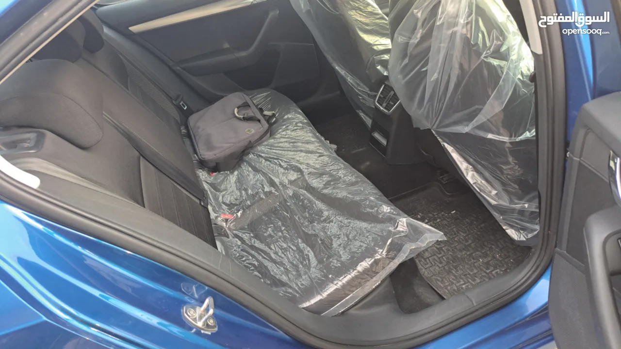 سكودا اوكتافيا 2020 بنزين اتومات يد صفر البيع بسبب التجديد سياره جديده وشركه من جميعه بسعر مغري كاش