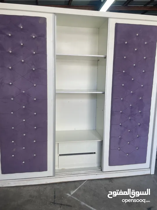 غرفة نوم  كامله تفصيل  خشب ساندوش   موجود في رام الله سعر2000  شامل  التوصيل