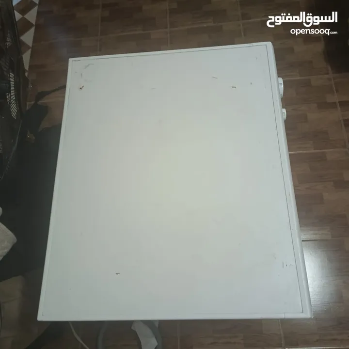 غساله كاندي 7 كيلو بحاجه الى صيانه بييل لون ابيض شغاله 100 بالميه يا ريت تقراء الإعلان قبل ما تتصل