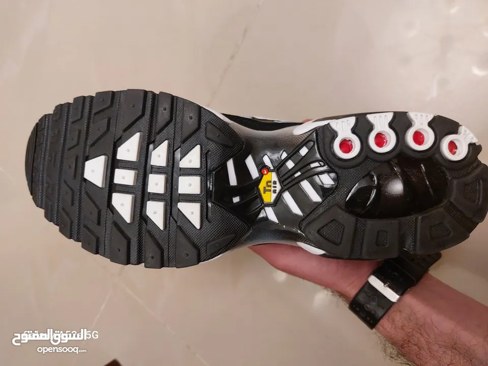 حذاء nikeTN ايرماكس42 اصلي جديد مش مستعمل صناعة فيتنام(امريكي)