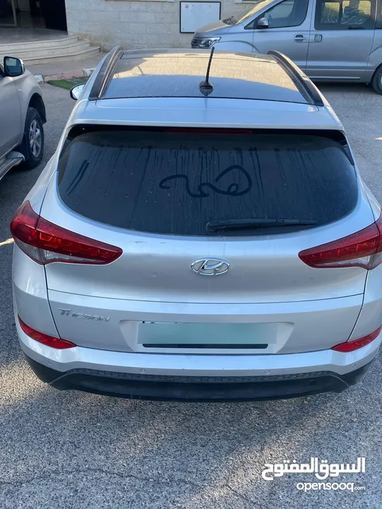 توسان بنزين 2000سيسي 2016