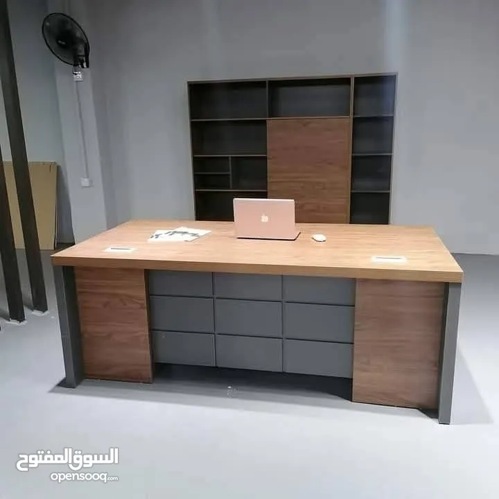 مكتب اداري 160*80 مع جانبية وطاولة وسط تفصيل خشب مستورد بسعر المنصع واعلى جودة وأقل الاسعار