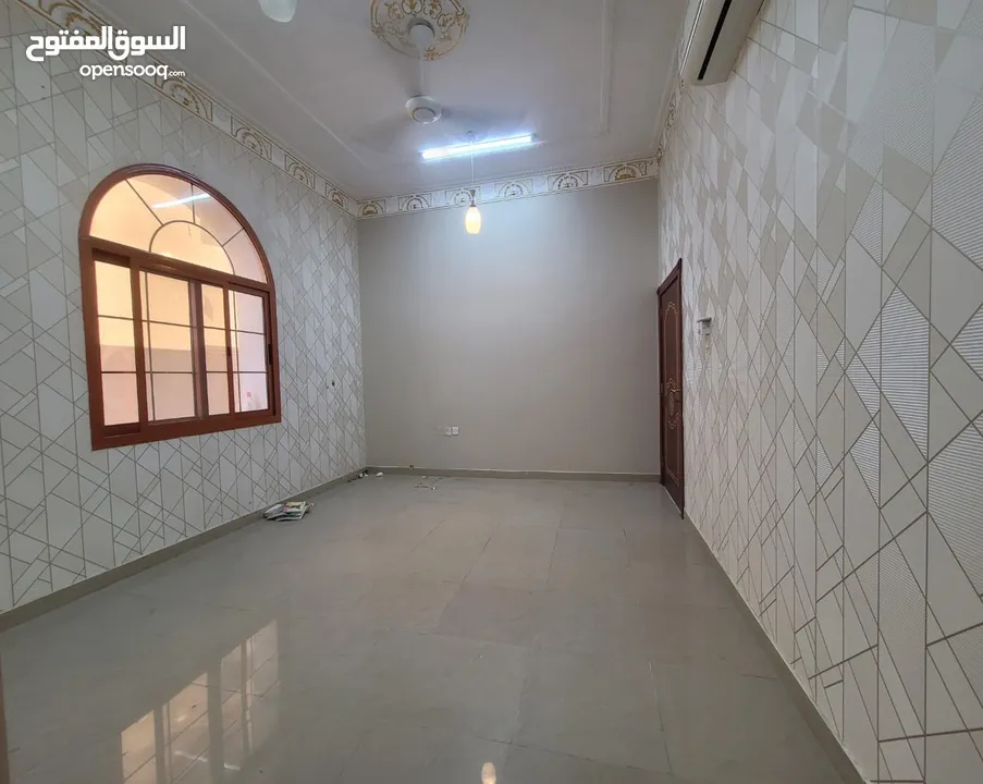 خدمات تنظيف احترافية في عجمان - عرض خاص! هل تبحث عن خدمات تنظيف موثوقة وعالية الجودة في عجمان؟