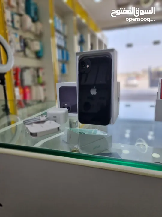 عرض دكتور فون : iPhone 11 128gb هواتف نظيفة بحالة الوكالة و بأقل سعر