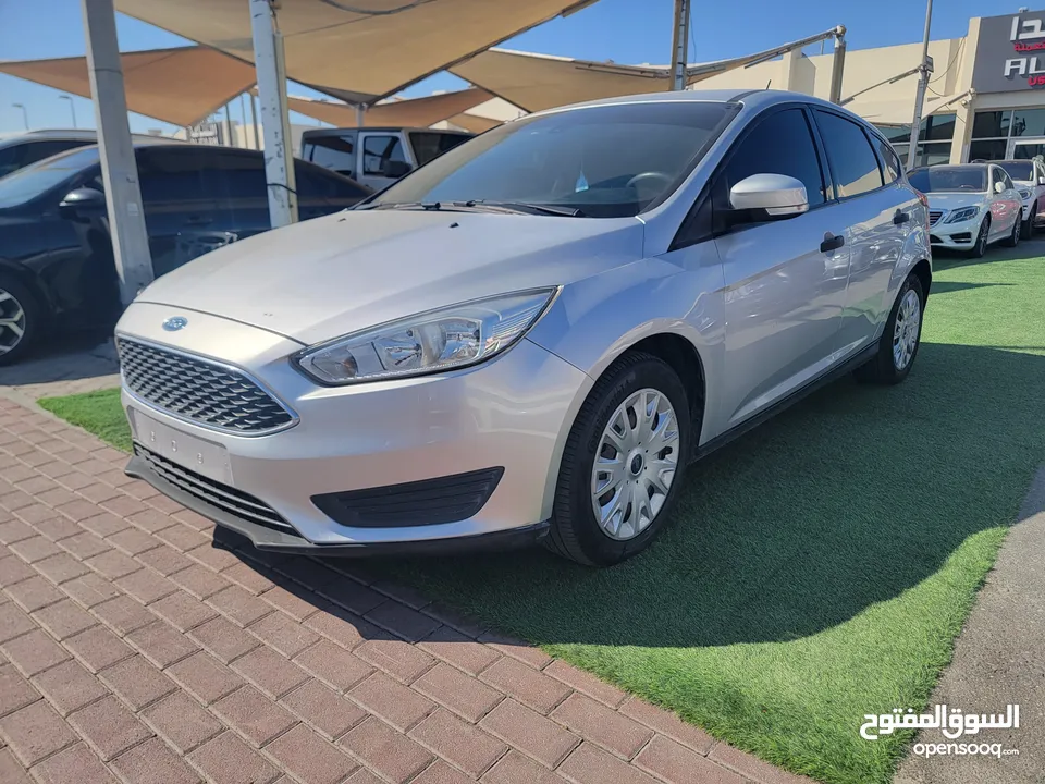 2017 Ford Focus full automatic Gcc specs clean car