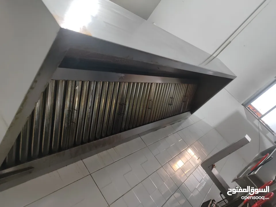 عدة مطعم استعمال خفيف جدا 8اشهر