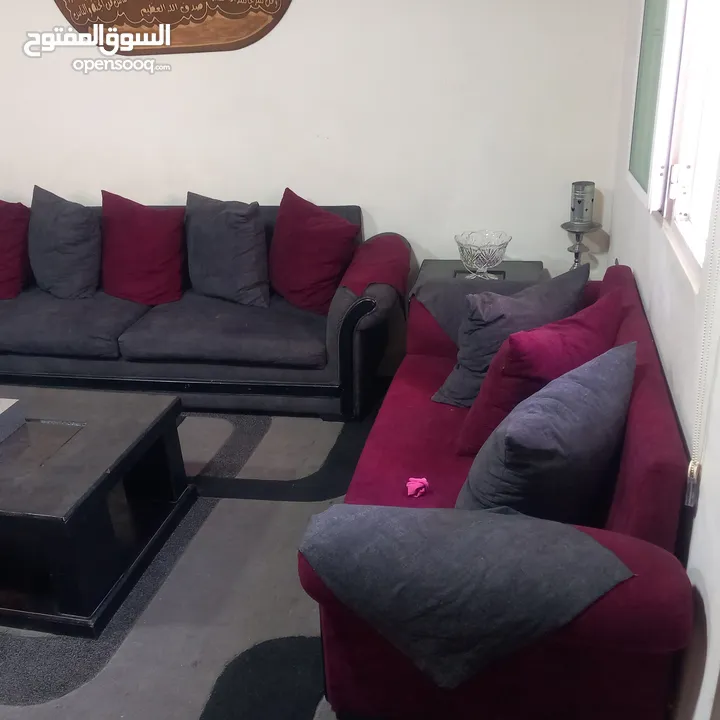 طقم كنب 9 مقاعد وطاولات و سجاد