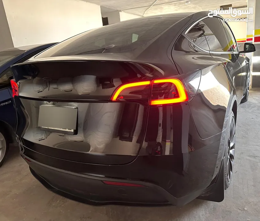 ‎تيسلا Y موديل 2023  - Full Black Edition     Dual Motor - Long Range فحص 4 جيد بدون ملاحظات
