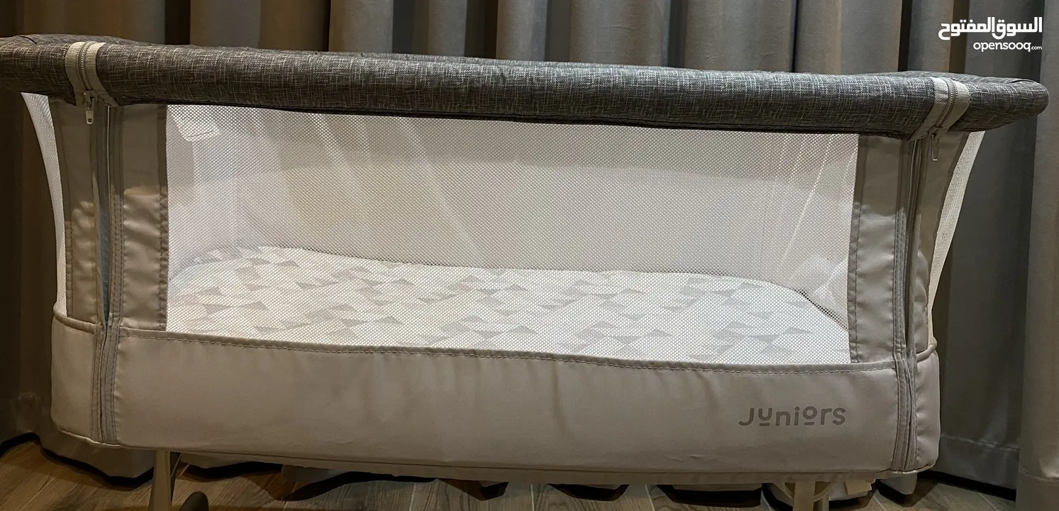 سرير اطفال من جونيور baby crib