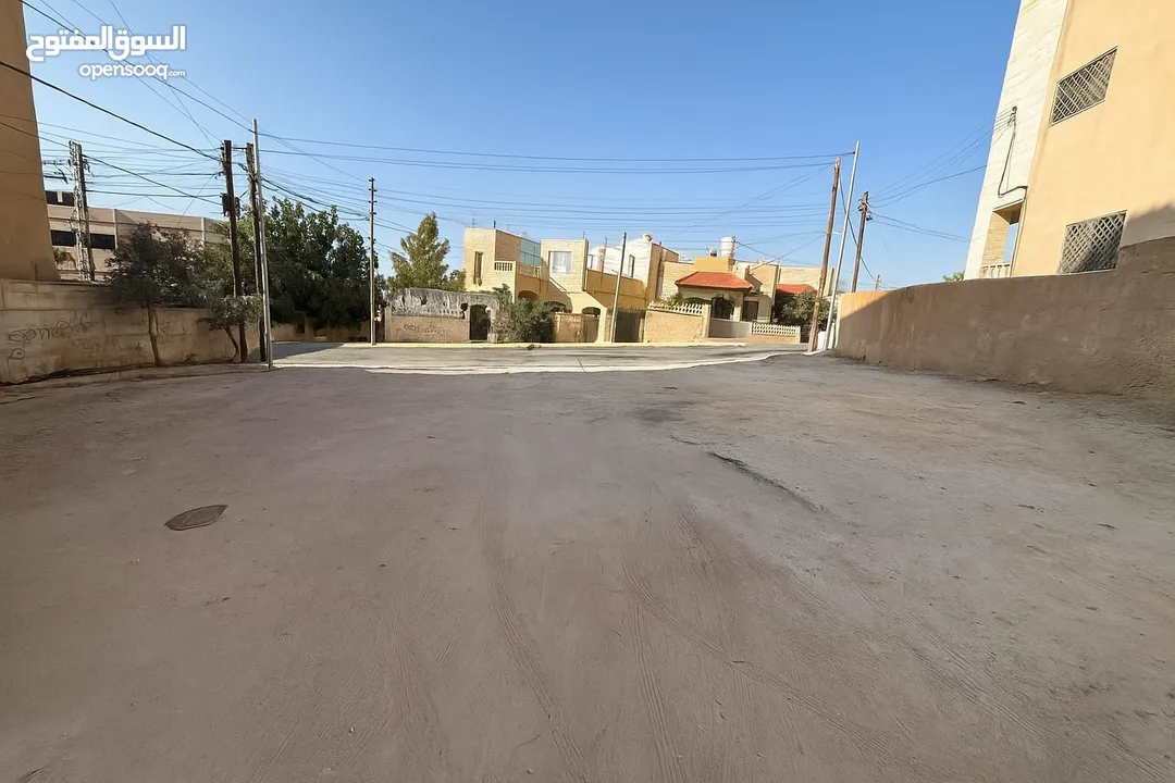ارض للبيع بجبل طارق موقع مميز