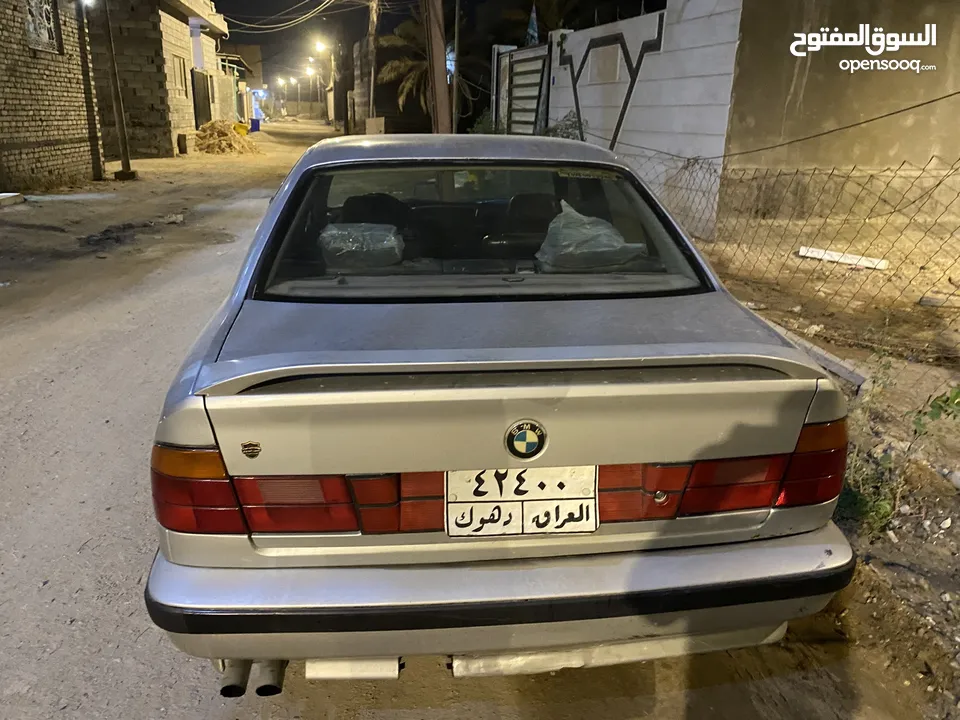 سياره BMW للبيع موديل 1992 كفاله مكينه وكير ورقم جديد سويناله نكليزي وسنويه وبسمنه ومايحتاجله شي