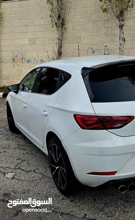 سيات ليون اكسيلانس فل مسكر دون فتحه