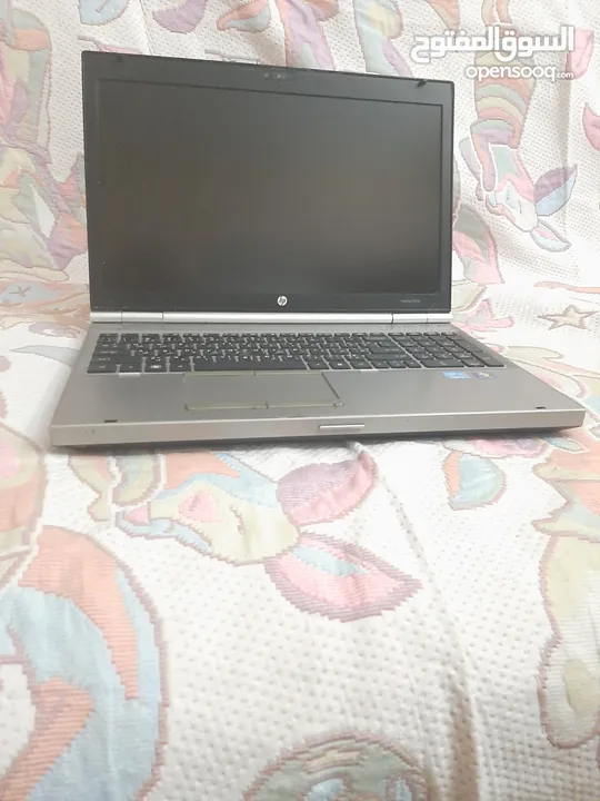 لاب توب HP - UJU2  (EliteBook)    بالشاحن مع حقيبته و حامل  و بطارية اضافيه