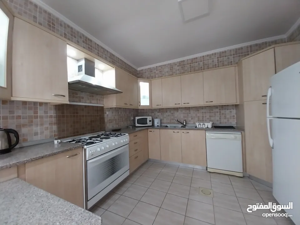 شقة للايجار في عبدون  ( Property 36592 )-174847714