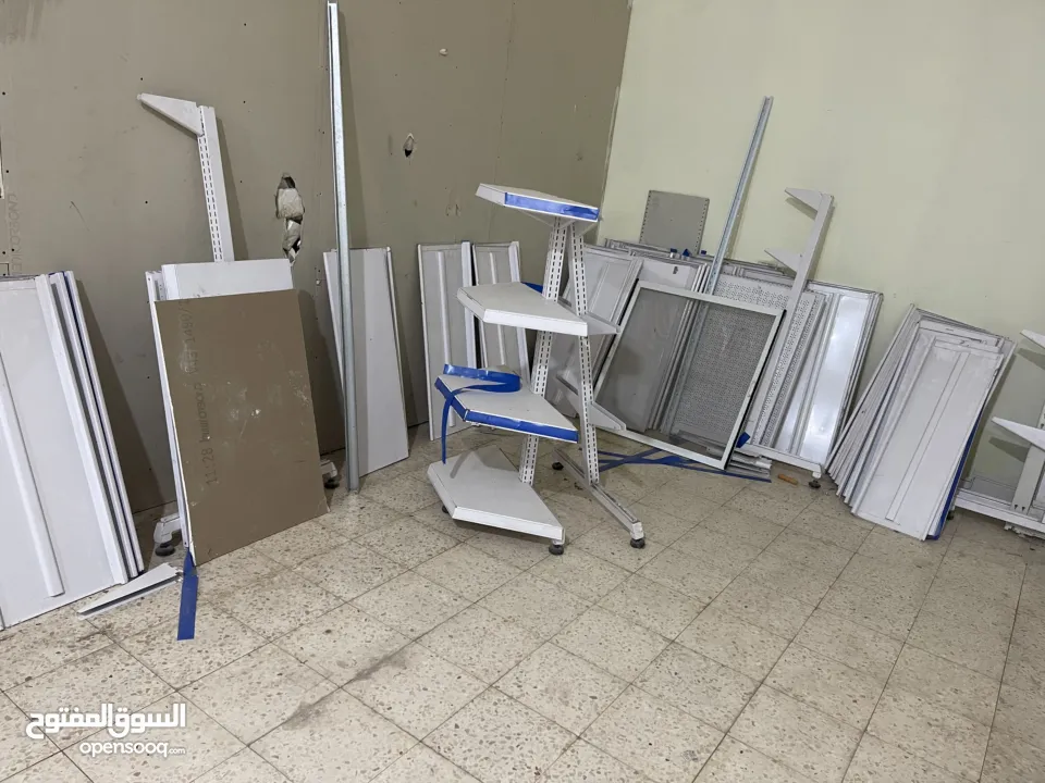 رفوف محلات للبيع