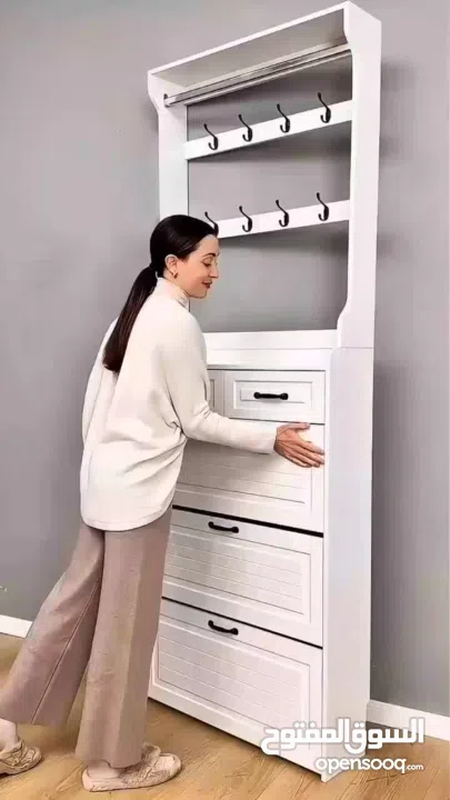 الخزانة العملاقة متعددة الاستخدام – ارتفاع 220 سم  إذا بدك ترتّب بيتك بأسلوب راقي وذكي... هاي الخ
