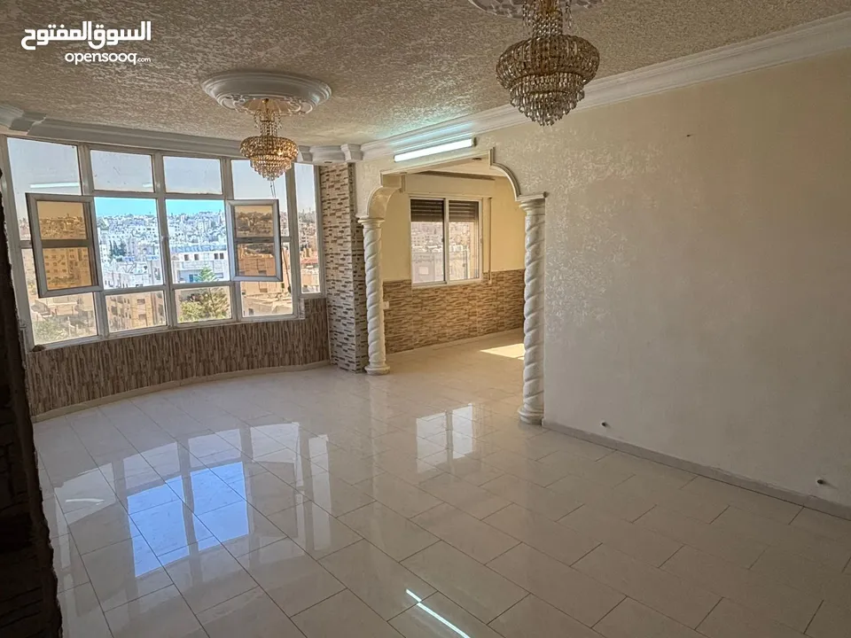 شقه لإيجار الشهري طابق 3 مع مصعد بريموت كل طابق 2 شقه  الحي الجنوبي قرب مطعم فول ونار عمارة الشيماء