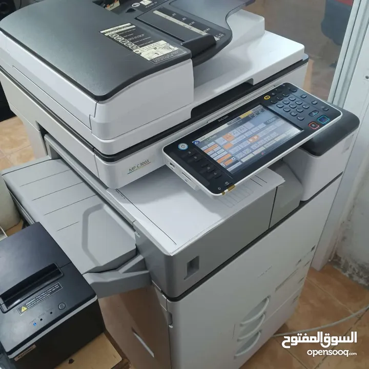 آلة تصوير ريكو متعددة الاستخدام