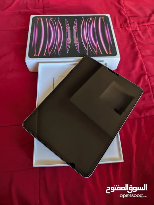 iPad Pro 11" M2 128GB ولا خدش مكفول