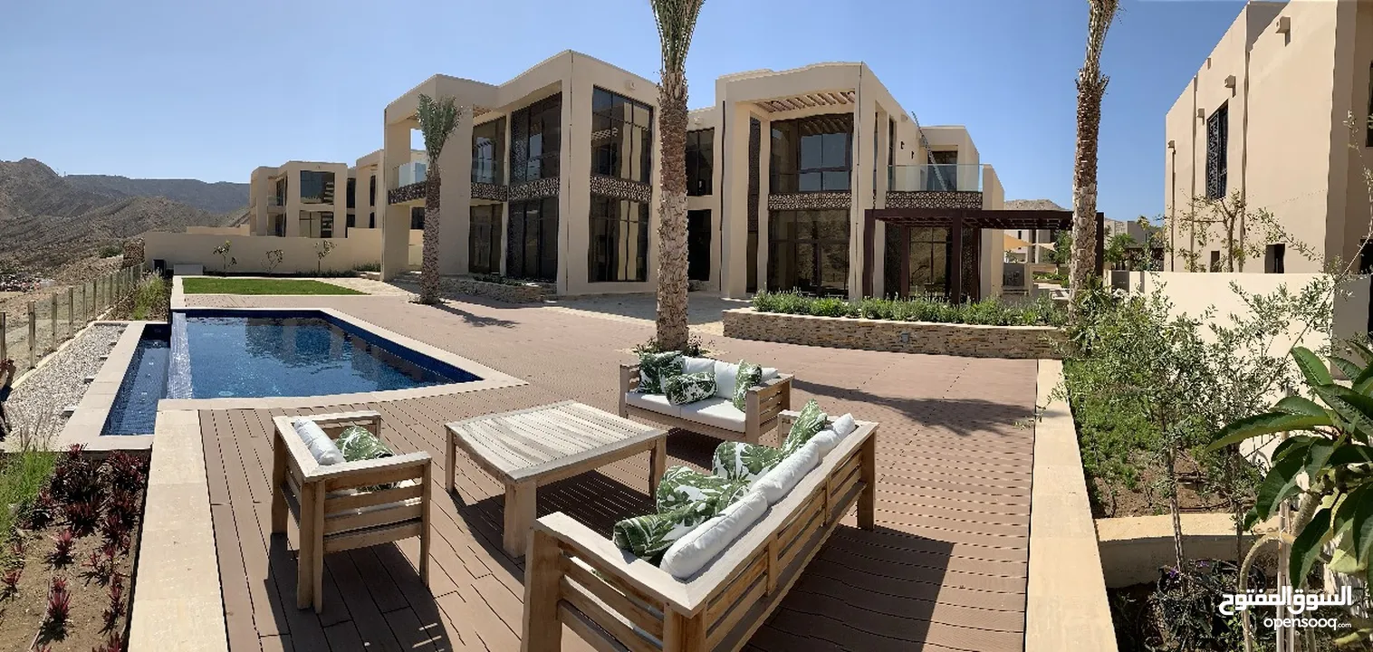 5 + 1 BR Incredible Villas in Muscat Bay