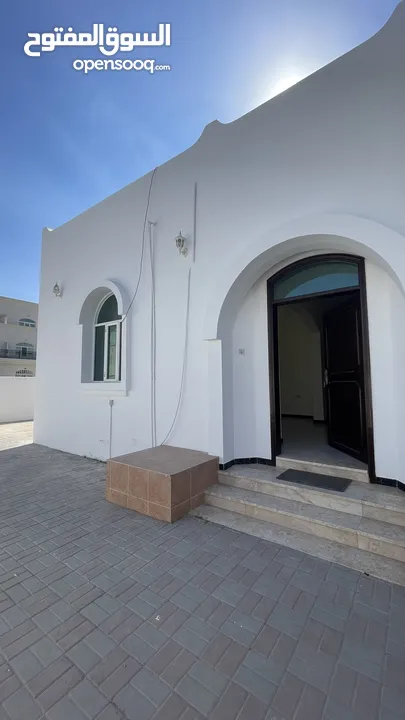 House for rent in Al Mawaleh south