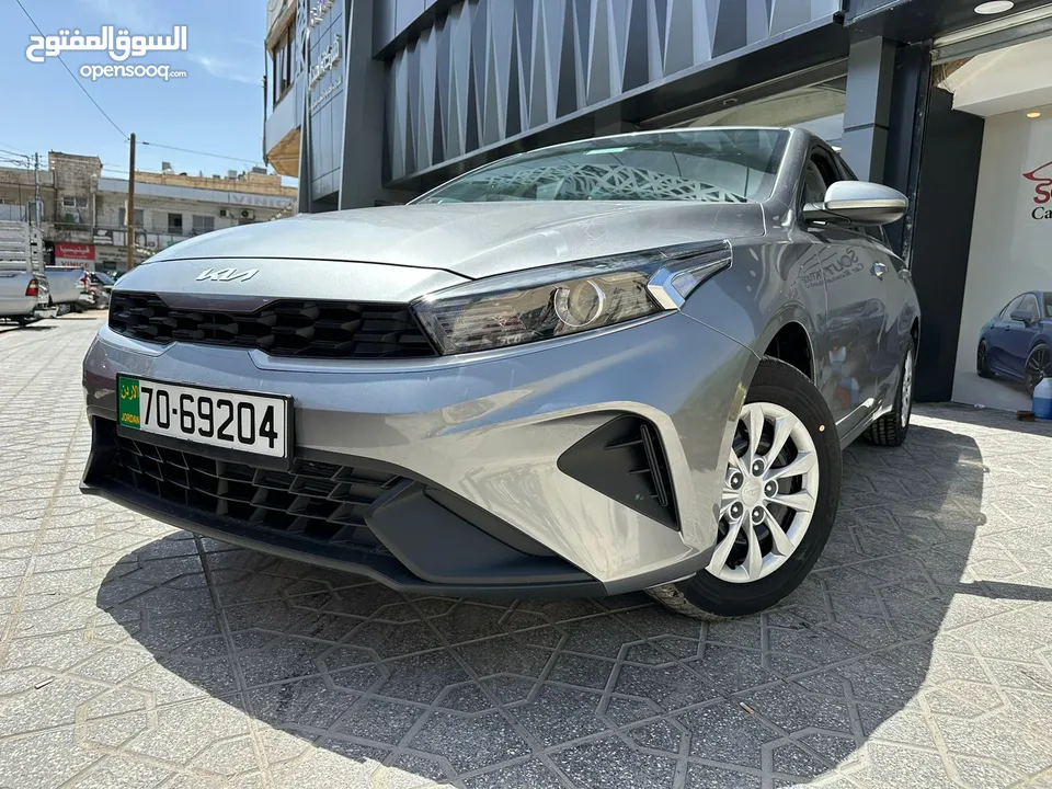 استاجر الان كيا سيراتو من موديل 2024 فل اتوماتيك الان باسعار تنافسيه...