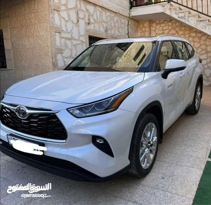 بوليش ونانو سيراميك وجرافين متخصصون في تلميع وحماية المركبات