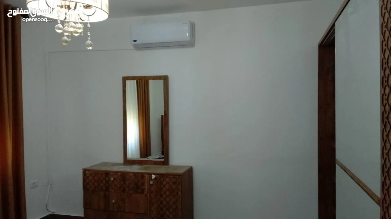 شقة مفروشة للإيجار قرب شارع مكة حي الروابي