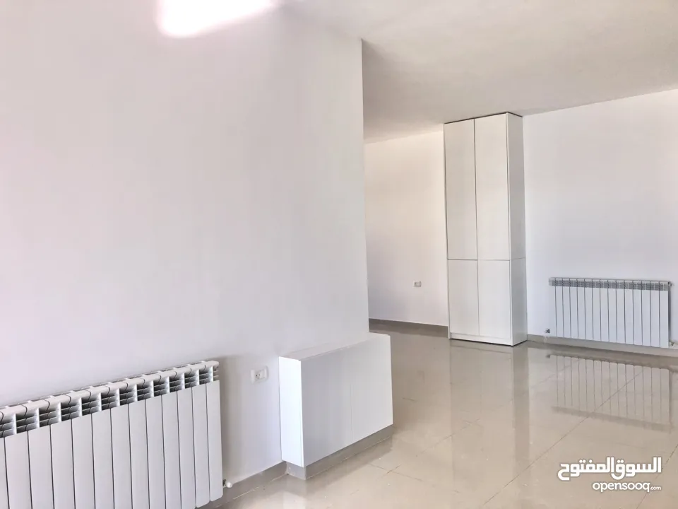 شقة للبيع خلف منتدى شارك الشبابي