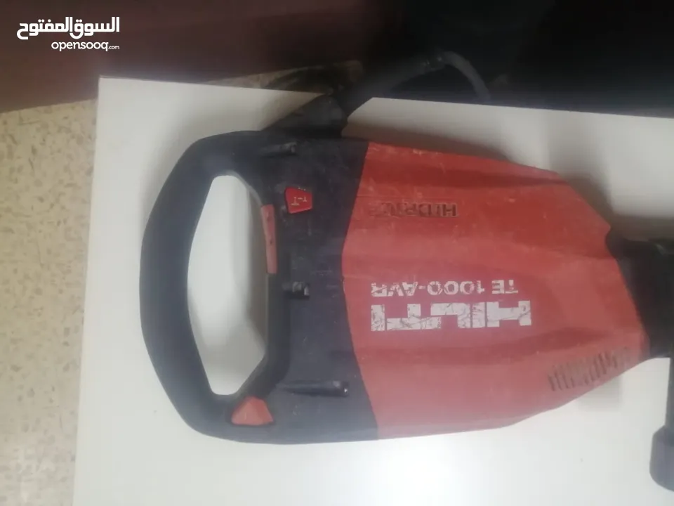 هلتي تي 10000Avr  من ماركه هلتي بحال الوكاله