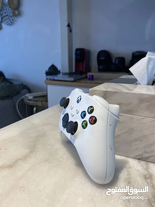 Xbox One with Xbox Series S controller and Xbox One Kinect Sensor