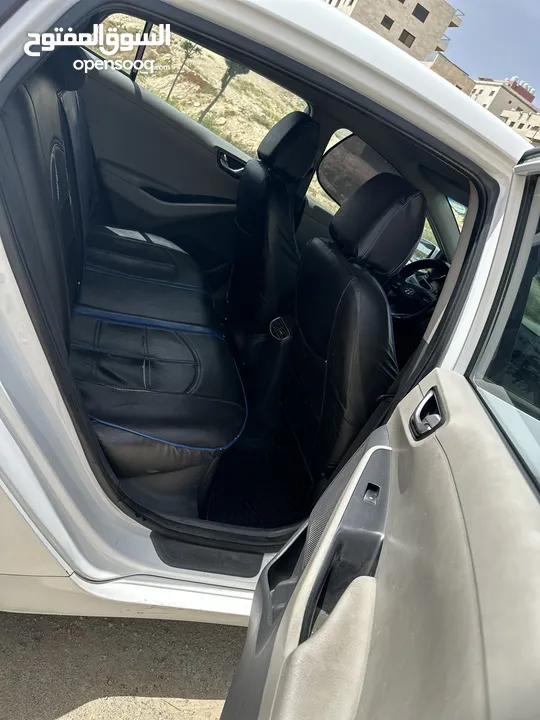 هيونداي ايونيك 2018