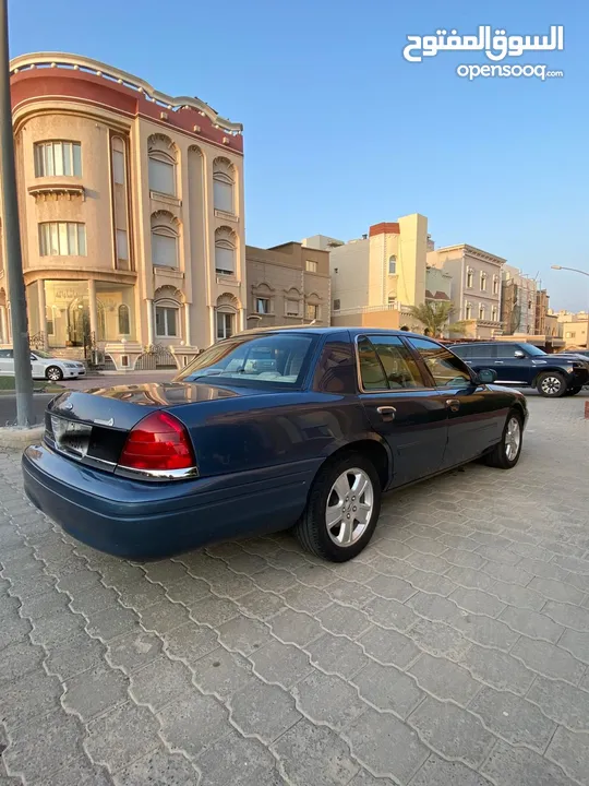 Crown Victoria  Ford Model 2012 For Sale