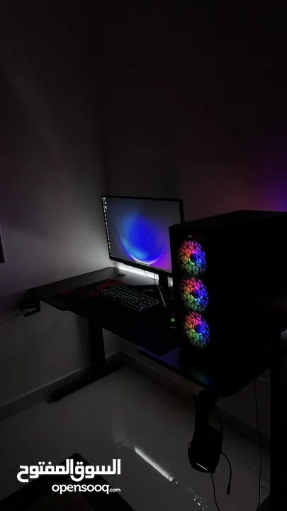 للبيع pc مواصفات بصوره