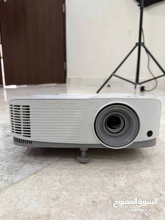 بروكسيما Projector SonicView الشهير