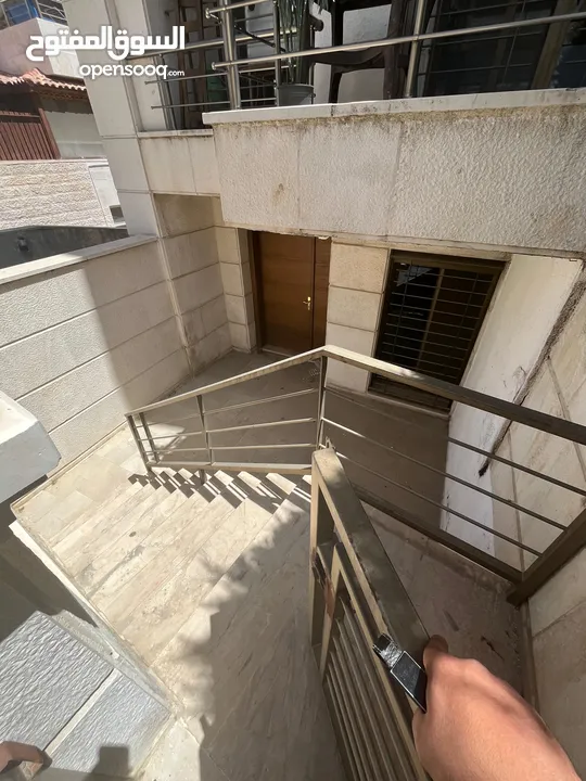 شقة فاخرة سوبر ديلوكس للبيع المستعجل في دير غبار مساحة 108 متر البيع بداعي السفر كاش فقط