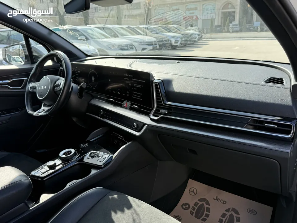 كيا سبورتاج GT Line ترخيص 2022 محرك 1600 هايبرد  جير أوتوماتيك 240 حصان