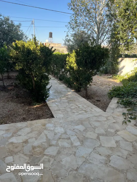 فيلا في سيريس جنين