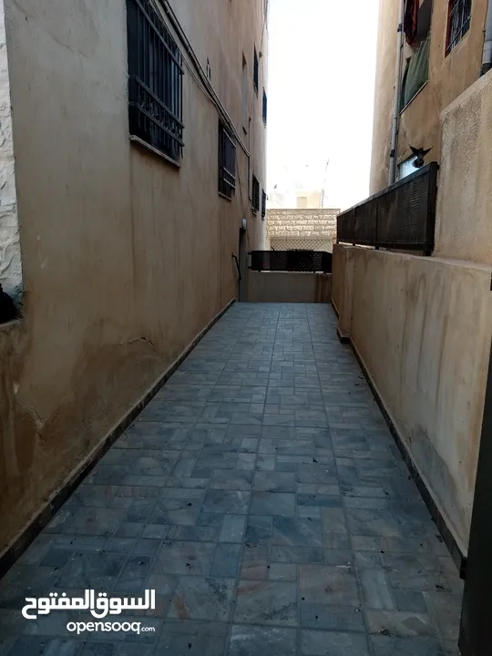 شقة للبيع بسعر مغري البيع مستعجل