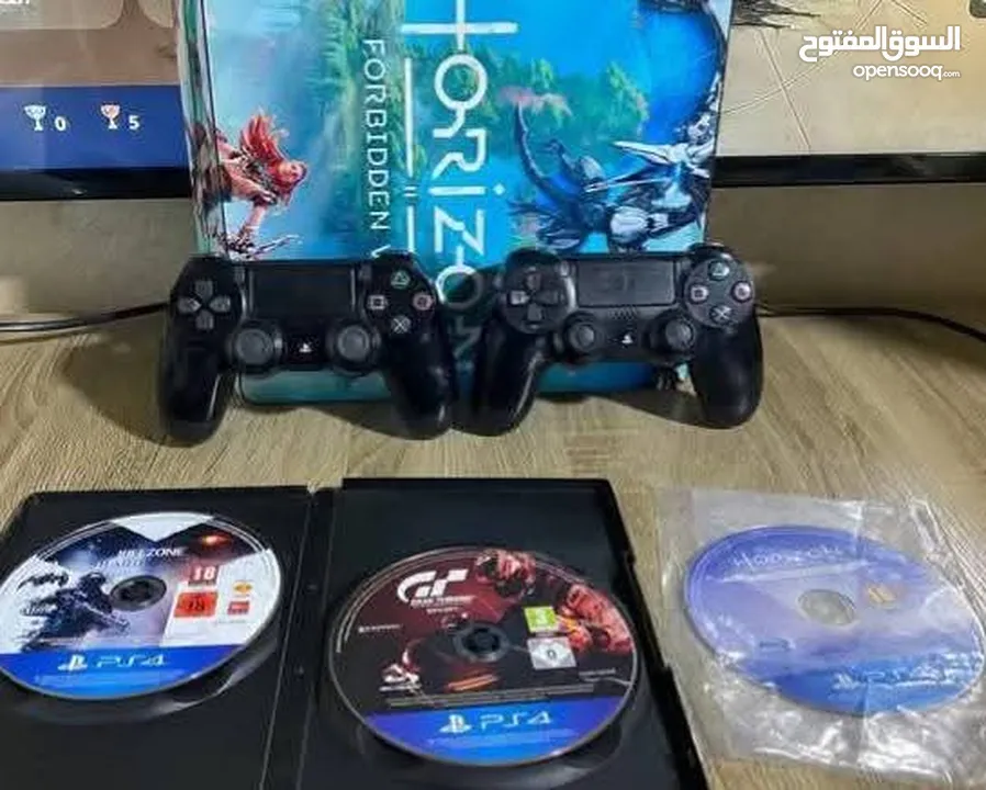 ps4 slim للبيع جهاز مميز جدا