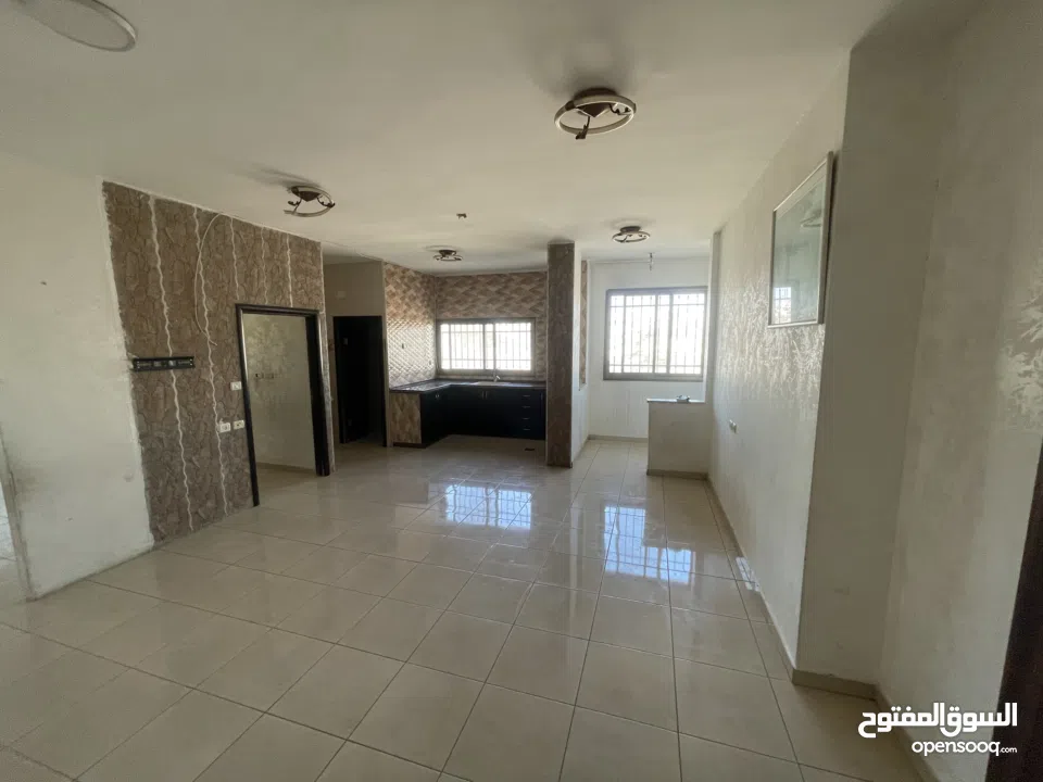 شقة للايجار بمنطقة ال17 بيتونيا