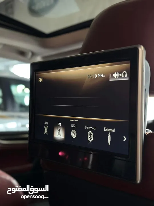 Lexus LX570 2019