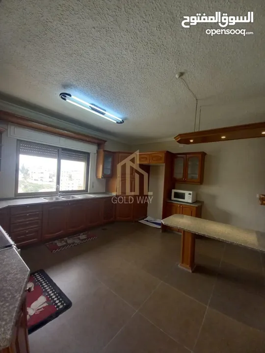 في أرقى مناطق خلدا شقة سوبر ديلوكس طابق ثاني 185م بسعر مميز / ref 9550