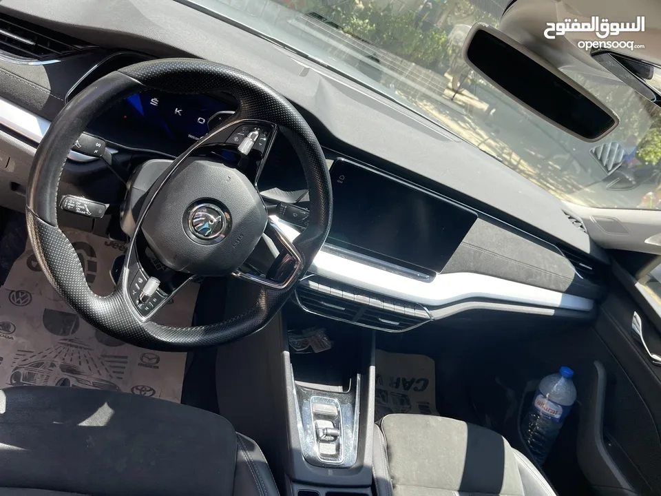 ‏Octavia‏ ŠKODA
