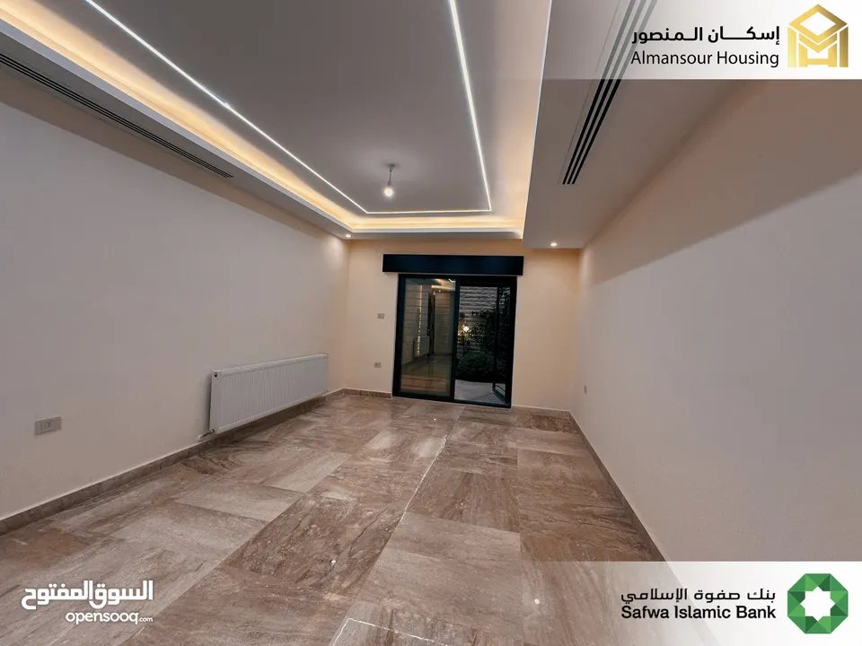 شقة طابق اول 190م2 يسار فاخرة للبيع في منطقة مكة مول/ مشروع مكة مول 5 (1/2) ( إسكان المنصور )