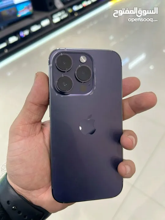 ايفون 14 برو للبدل على سامسونج s23 ultra او s24 ultra.