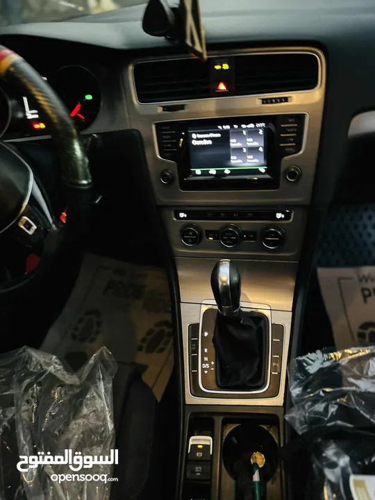 قولف 2015 للبيع