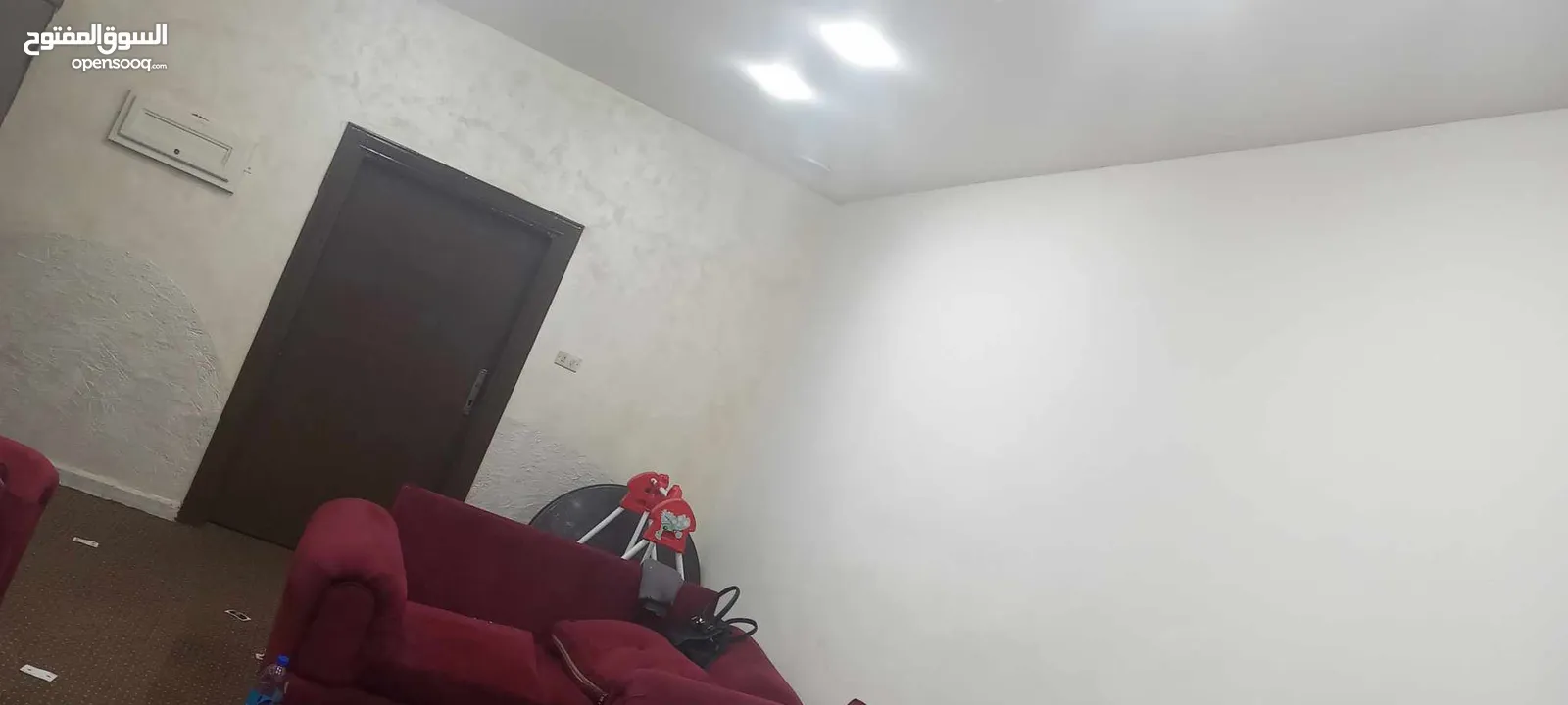 منزل مستقل في الزرقاء الزواهرة حي الجبر للبيع.............................